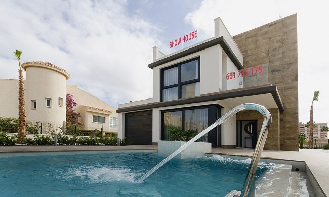 Chalet - Nueva construcción  - Orihuela Costa - AT-98193